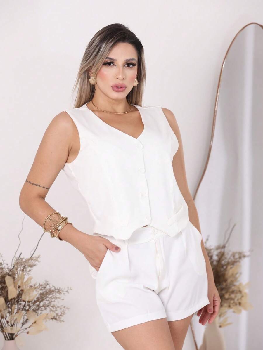Conjunto alfaiataria colete short bermuda social moda blogueira botao casaquinho