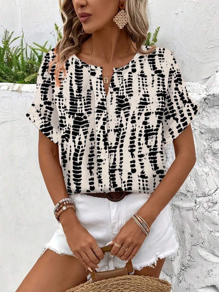 Women's Casual V-Neck Short Sleeve Allover Print Shirt With Notched Hem