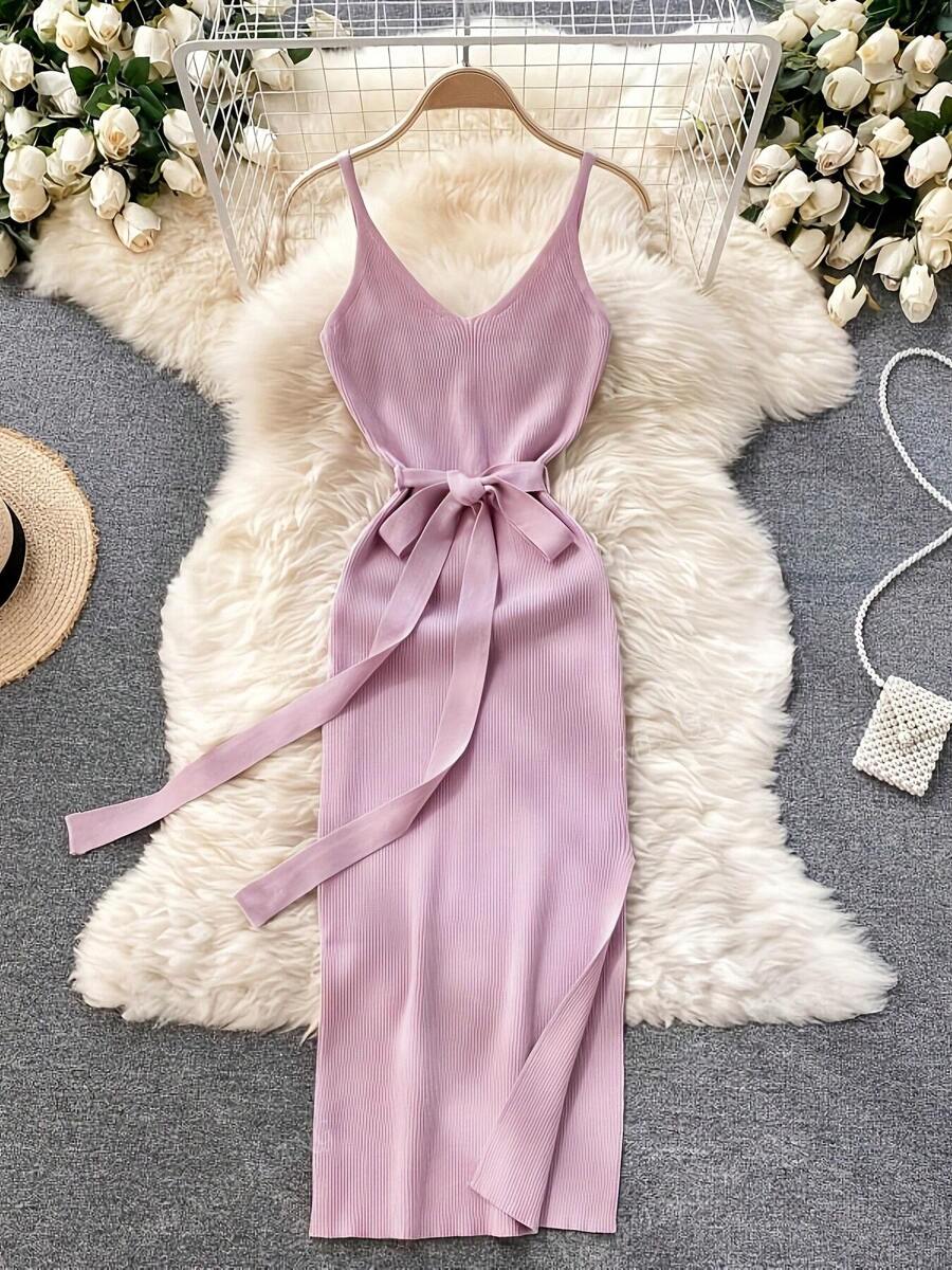 Summer New V-Neck Goddess Style Knit Dress, Waist-Slimming & Figure-Flattering, With Belt, Spaghetti-Strap