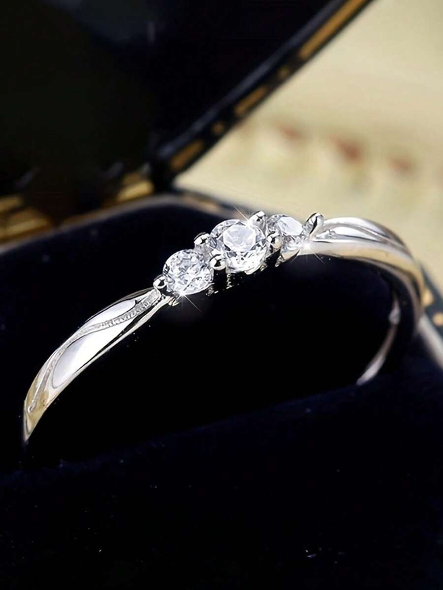 1 anel versátil minimalista de prata esterlina S925 com 3 pequenas alianças brancas, presente de casamento para mãe