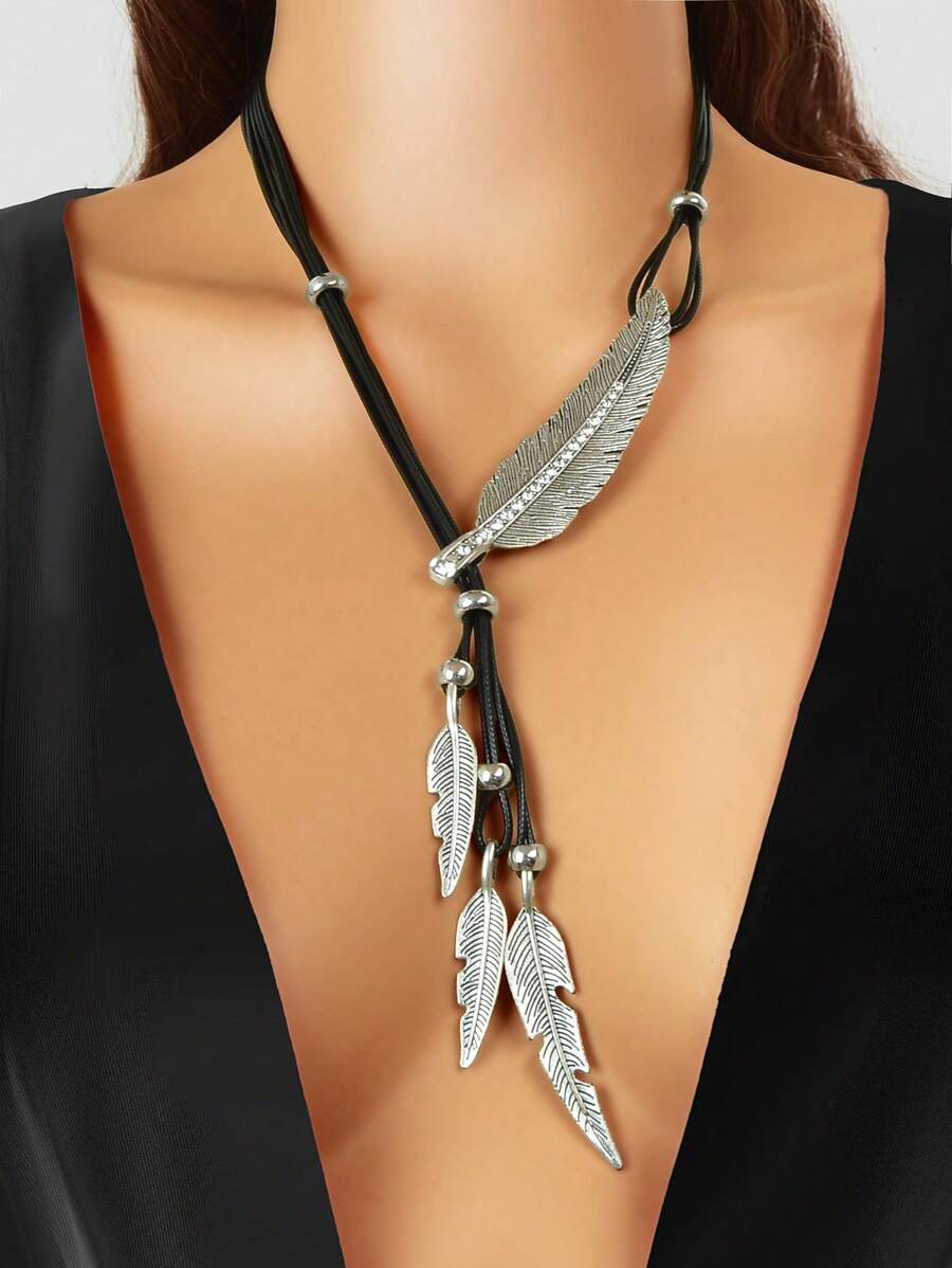 1pc Western Bohemian Black PU Rope Handmade Antique Silver Feather Pendant Necklace Women Holiday Jewelry