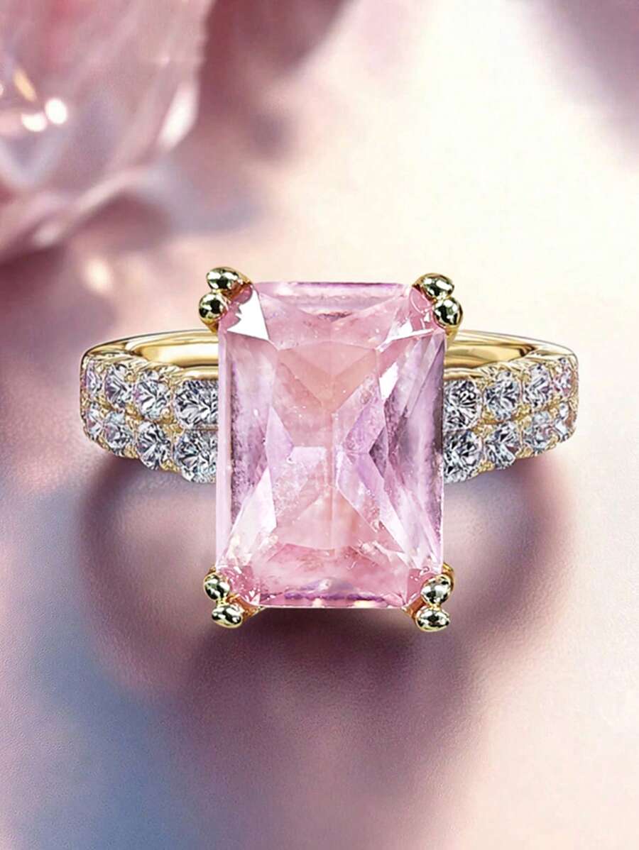 1 pieza Anillo de compromiso de lujo y romántico de princesa, chapado en oro con circonita cúbica sintética rosa cuadrada brillante, que simboliza la nobleza y el amor eterno, mejor opción de regalo para el compromiso, la boda, el aniversario, el Día de San Valentín, la mamá, la madre, el Día de la Madre, regalo