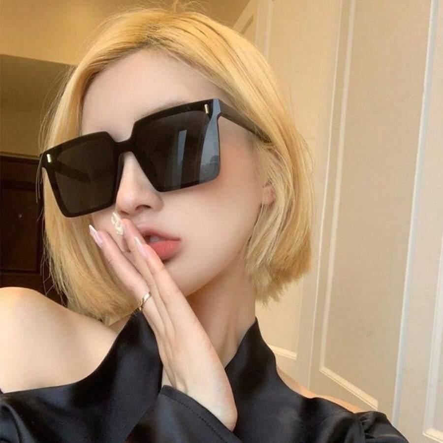 1pc New Large-Frame And Popular With A High-End Look. Square-Framed Protect Against Ultraviolet Rays