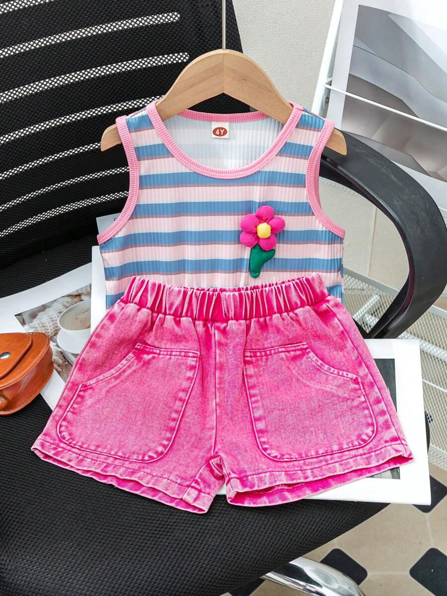 Set de 2 piezas con Top sin mangas de cuello redondo con rayas y flores + pantalones cortos de mezclilla de estilo sencillo para niña