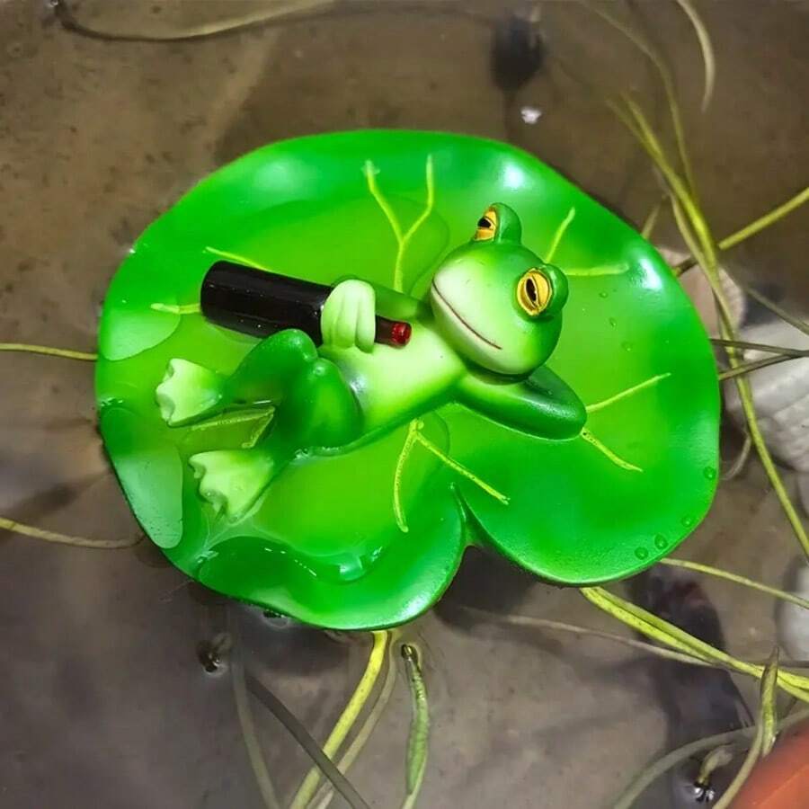 Jetec Miniature Frog Garden Statue, Green Frog Statue Outdoor Decoration Courtyard And Garden Decoration Fairy Birthday Relocation Gift Home Accessories Lawn Decoration (Simple Style)