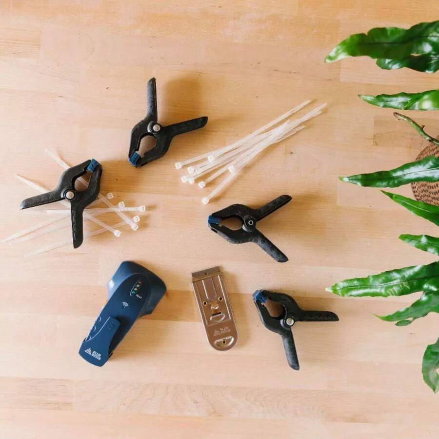 LSHEFKWSGRFBRU Provides Great Holding Power.4pc Clamp Set: Heavy Duty Plastic Clamps For Garage & Hardware, 1 Year Warranty