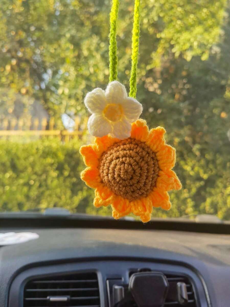 Nuovo Arrivo Decorazione Pendente Per Auto Floreale Fatta A Mano Con Campanella E Gancio Design In Forma Di Giglio E Fragola Serie Fai-da-te Di Frutta Tessuta 1 Pezzo