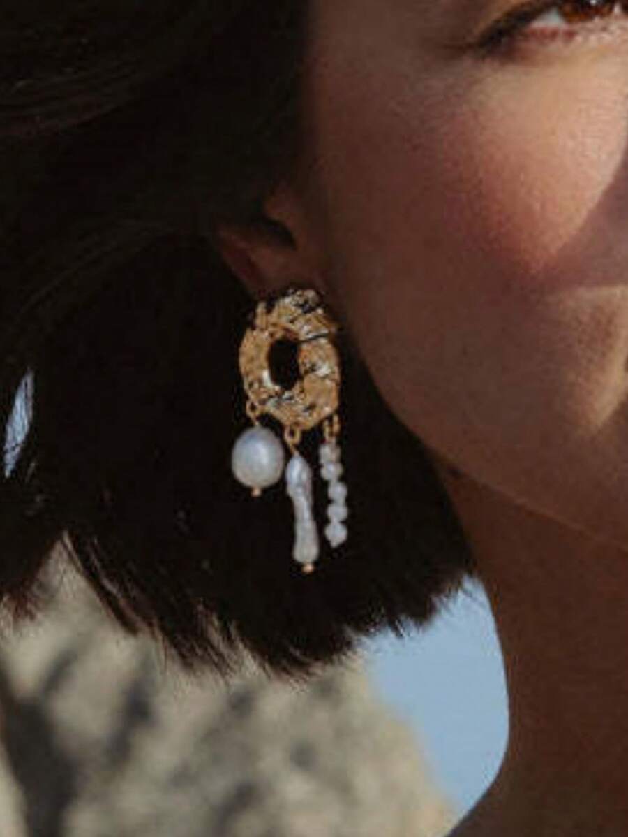 Fashionable, Simple, Personalized, Earrings With Gold Clouds, Freshwater Pearls, Stainless Steel Cross-Border Color Preservation Earrings