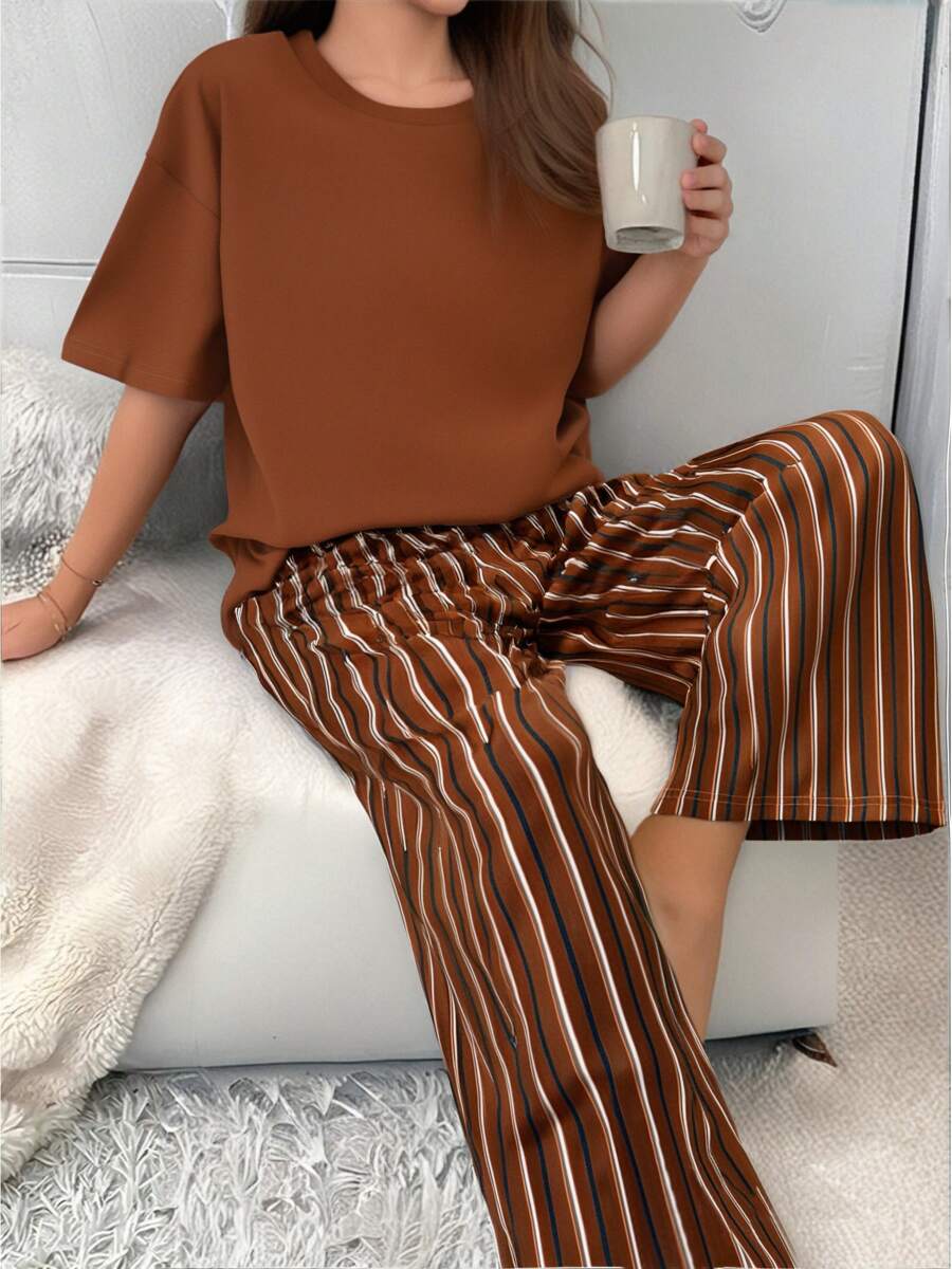 2pcs Women Sleepwear Set, Solid Color & Striped Two Pieces Outfit, T-Shirt Top And Striped Contrast Long Pants, Comfortable Spring/Summer Short Sleeve Long Pants Two Pieces Home Wear