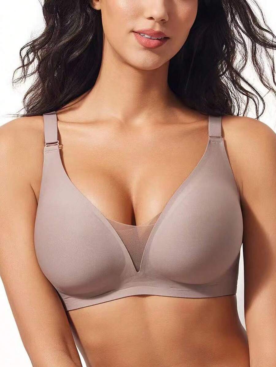 Plus Size Seamless Underwire-Free Padded Plunge Bra With Adjustable Back Closure, For Small Bust Women