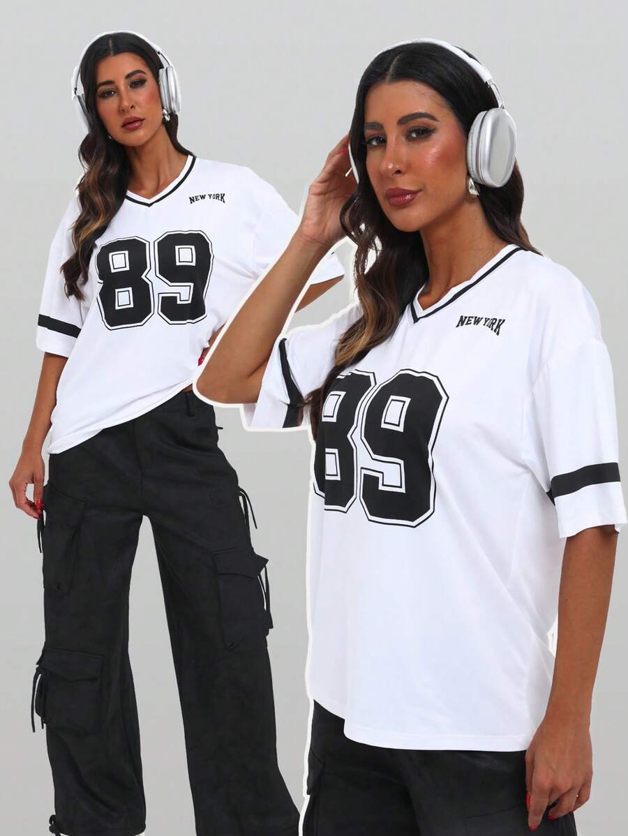 Locker geschnittenes V-Ausschnitt Oversized T-Shirt mit NEW YORK Aufdruck in Englisch und Zahlen Grafik Oberteile für Frauen