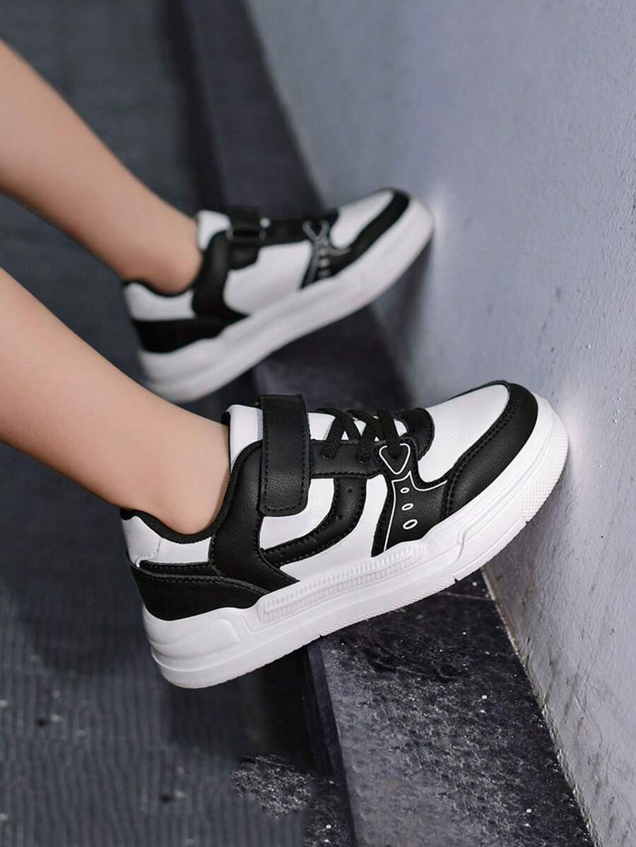 1 Pair Kids Low-Top Athletic Sneakers, Made Of Microfiber Leather, Lightweight, Anti-Slip EVA Outsole, Fashion Versatile, Adjustable Closure For Easy On/Off, Suitable For Daily Wear