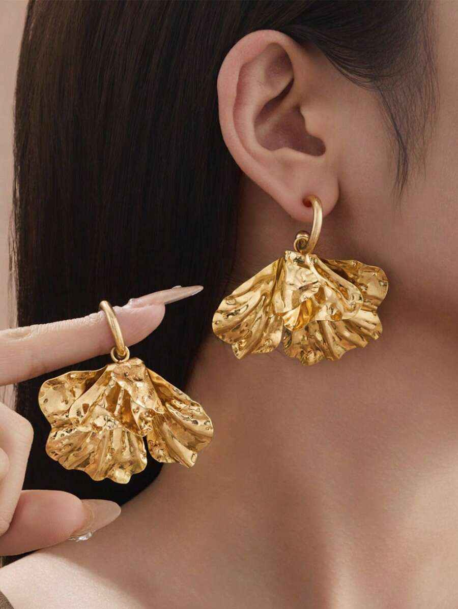 Boucles d'oreilles ZAA en feuille de ginkgo, boucles d'oreilles en forme d'éventail en feuille de ginkgo doré rétro, de tempérament de niche, polyvalentes, élégantes et raffinées en tant qu'accessoires d'oreille