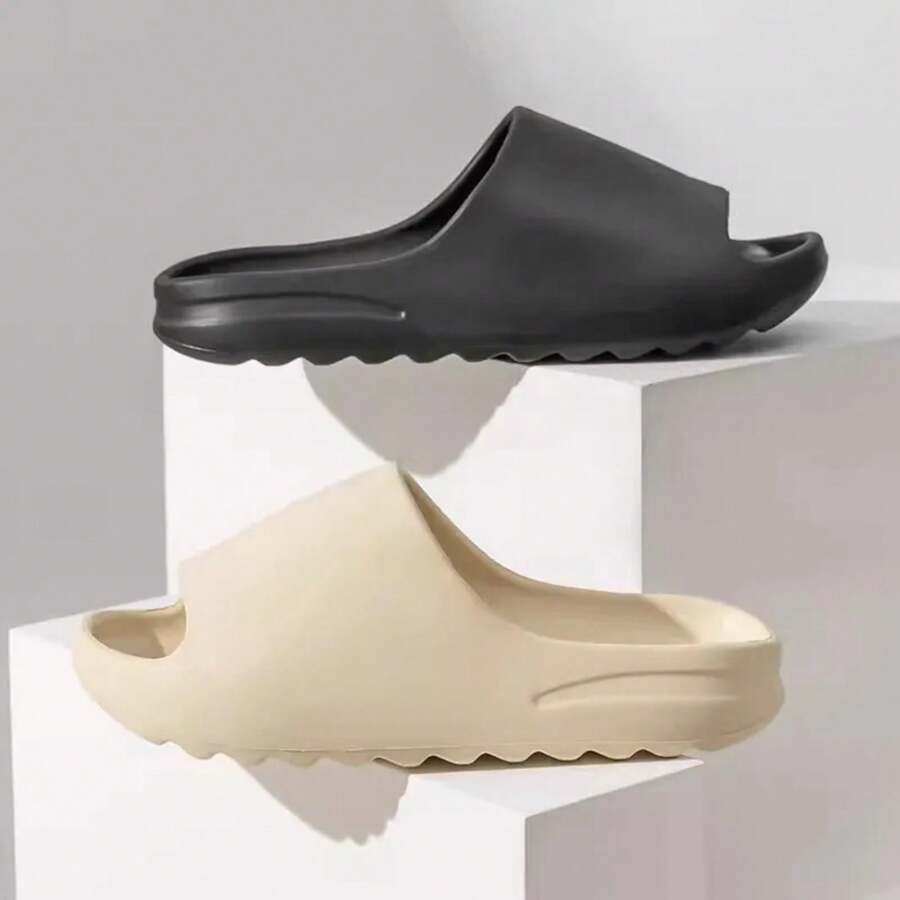 Sandalias de mujer de gran tamaño de verano a la moda con suelas gruesas antideslizantes, sandalias únicas para exteriores con suelas suaves y livianas tipo chanclas
