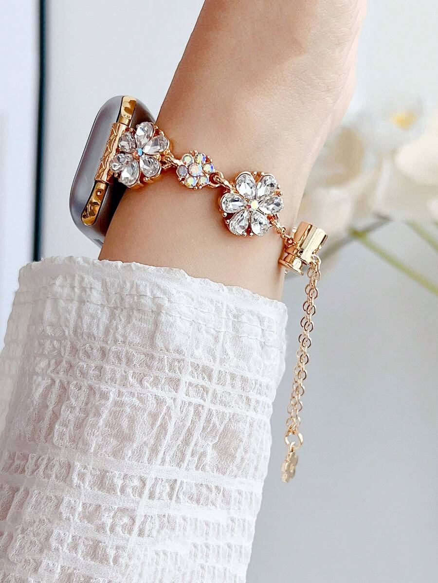 1pc Women's Colorful Crystal Flower Design Metal Strap Compatible With Apple Watch Band 38mm 40mm 41mm 42mm 44mm 45mm 49mm (S10 42 )Mm (S10 46)Mm ,Luxurious Shiny Rhinestones Fashionable Zinc Alloy Bracelet Strap Compatible With Iwatch Series Ultra/SE/S10/S9/8/7/6/5/4/3/2/1, Elegant Thanksgiving/Valentine's Day/Birthday Gift, Fashion Accessory