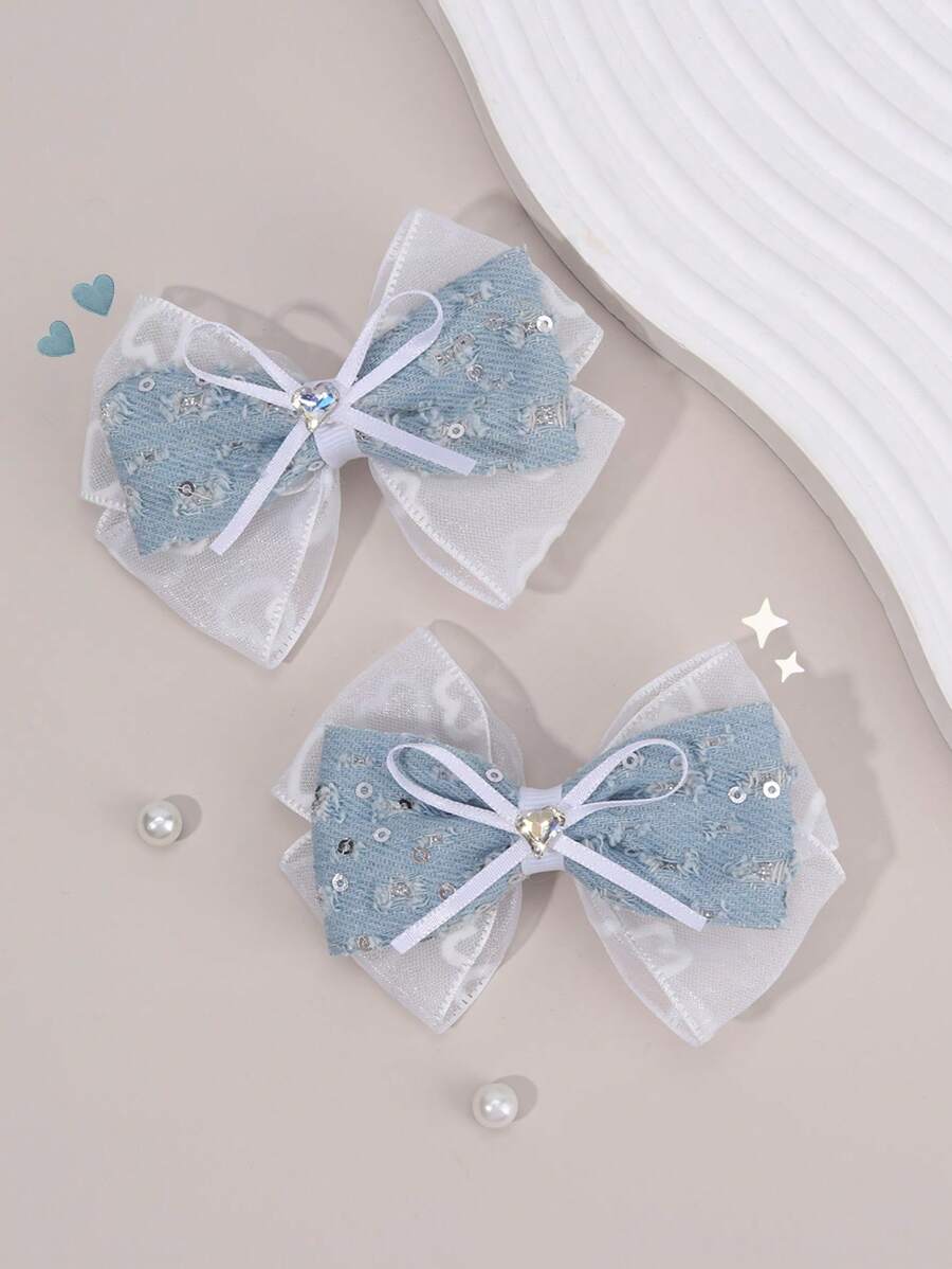 2 pièces Nœuds de cheveux en denim bleu clair pour femmes, avec paillettes scintillantes, pinces alligator avec tulle blanc. Pinces à cheveux mignonnes et douces pour une utilisation quotidienne. Barrettes délicates, accessoires pour cheveux des femmes, pinces plates, épingles à cheveux, pinces à cheveux