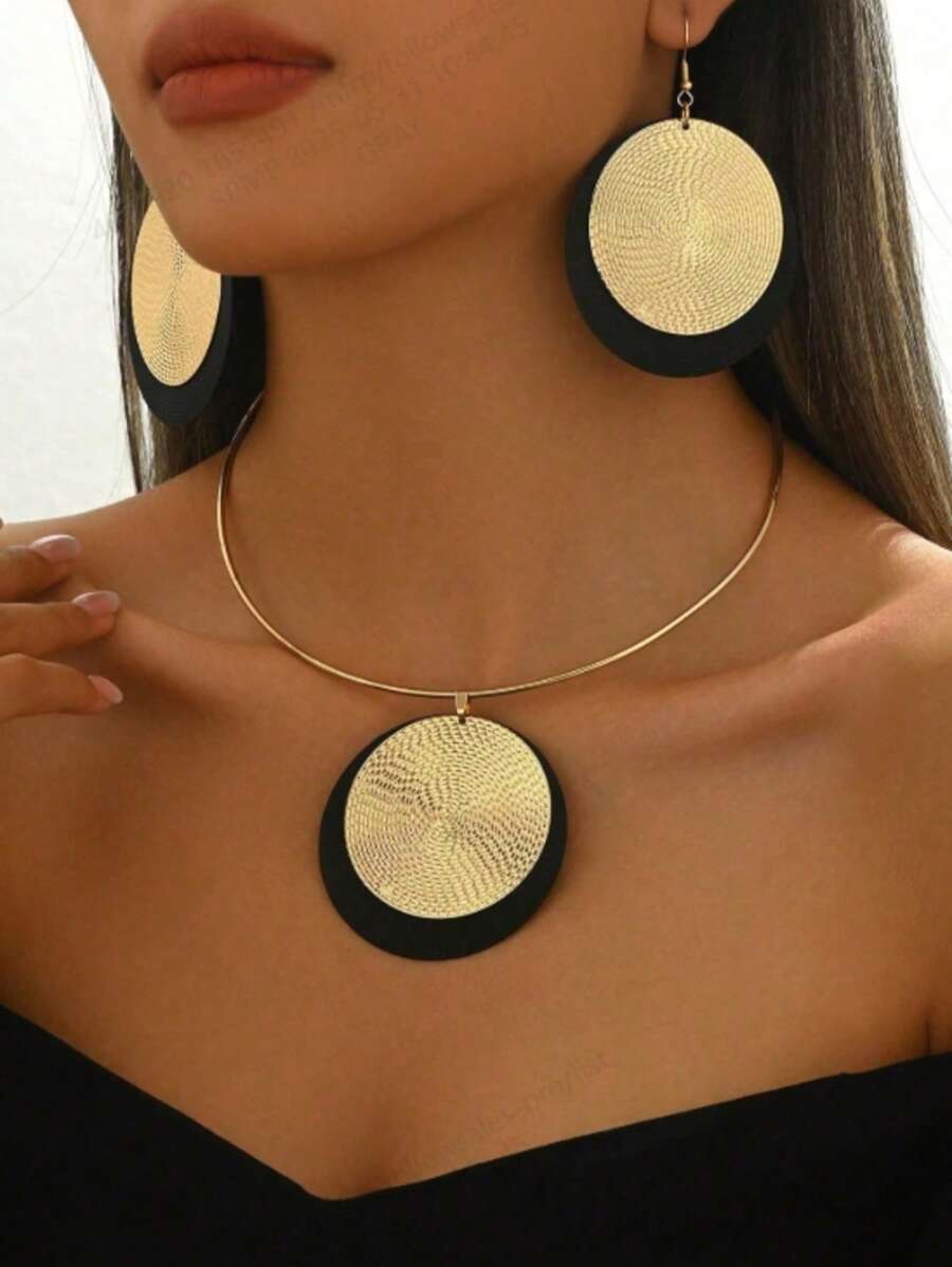 1 Set Exaggerated Minimalist Style Gold And Black Contrast Geometric Circle Laser Pattern Pendant, Earrings, Necklace Jewelry Set
