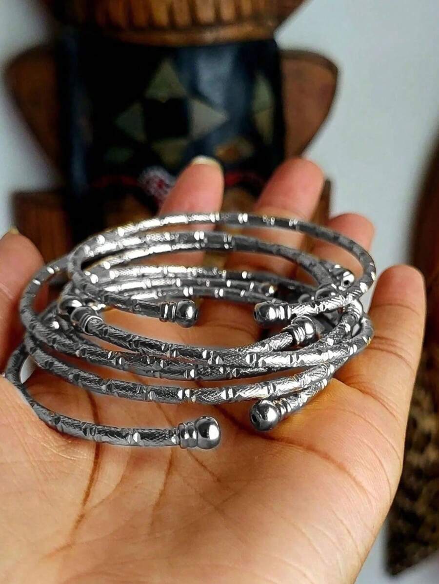 6 pièces Bracelets Épais Boho Rétro Pour Femmes Europe Amérique Afrique Bracelets Argent Or, Bracelets Empilables Boho, Bracelets Argent Or Faits Main Pour Femmes Cadeaux De Bijoux Épais Pour Fêtes Quotidiennes