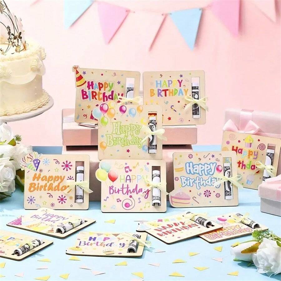 4 paquets de cartes de vœux d'anniversaire thème anime, porte-monnaie en bois fabriqué pour cadeau d'argent, rangement unique pour l'argent pour tous les bénéficiaires, porte-carte d'argent en bois découpé au laser, cadeaux d'anniversaire amusants et décoration pour la maison