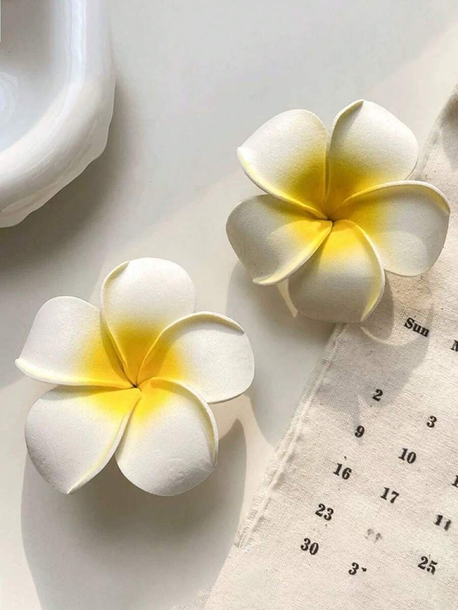 2 Stück Hawaiische Blumen Haarclips für Frauen, Plumeria Hibiskus Haarclips, künstliche Blumen Clips für Urlaub, Strand-Party, Boho-Stil Stoff Haarspangen Set, elegante einfarbige Blumen Haarspangen, Hibiskus Blumen Haraccessoires für Frauen, Haarklammern, Haarclips