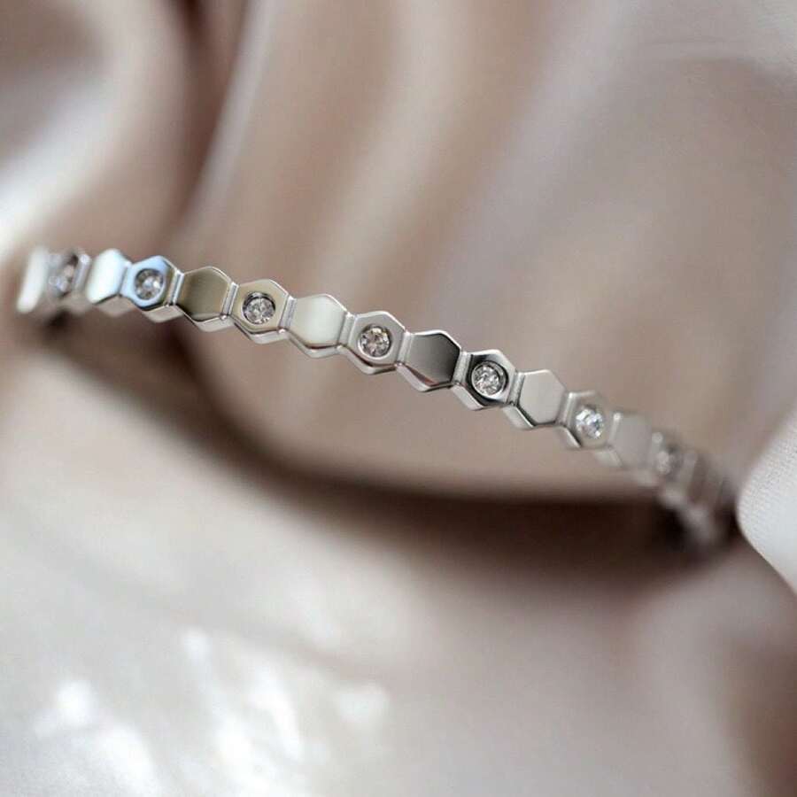 1 pièce Bracelet de taille en acier inoxydable mode simple polyvalent élégant de luxe serti de strass, cadeau délicat pour femmes, bijou de valeur pour un port quotidien