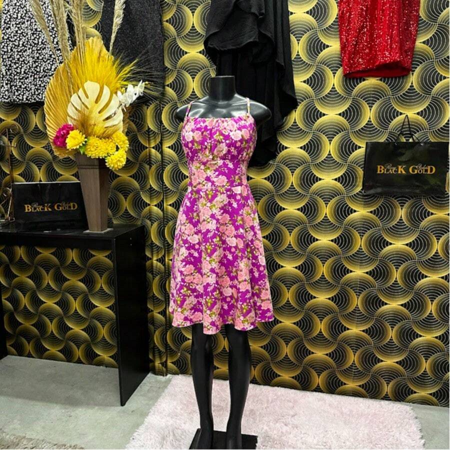 Vestido Florido, Estampa Floral, Amarrado, Costas Nuas
