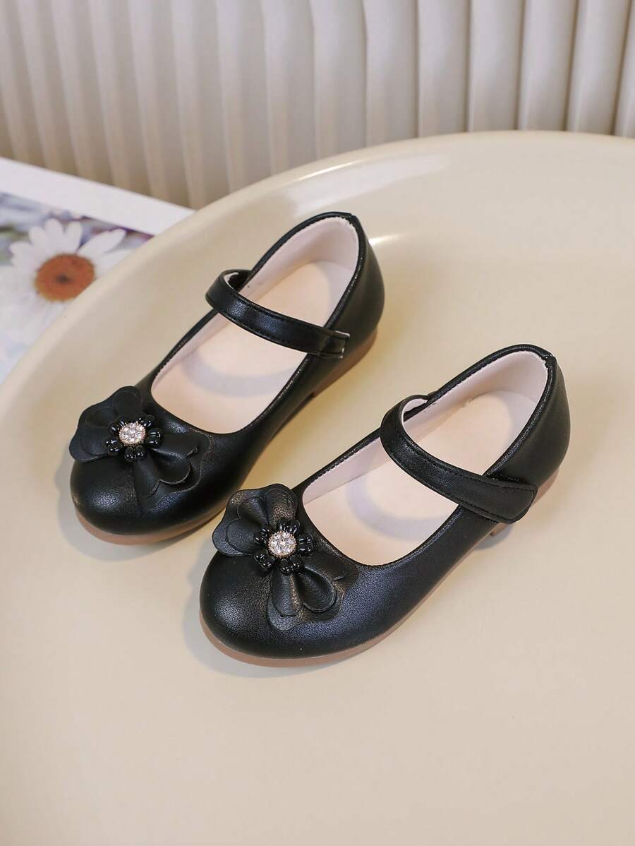 1 Pair Fashionable Toddler Girls Flat Shoes,New Style Solid Color Hook And Loop Design With Double Floral Overlay And Round Pattern, Suitable For Daily Commute, Dancing, Matching With Skirts, Princess Style