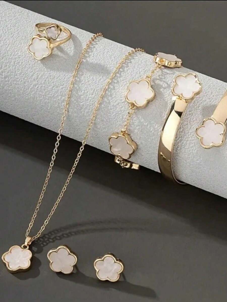6pcs/Set:1pc Necklace, 1pc Bracelet, 1pc Earring, 1pc Ring, 1pc Lucky Flower Necklace