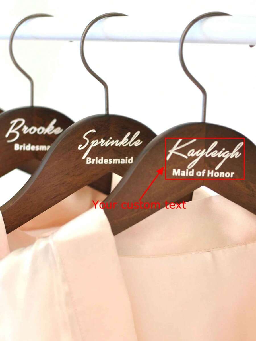Percha de ropa de madera gruesa personalizada con texto/logotipo, percha de ropa de madera antideslizante, soporte de ropa para uso doméstico