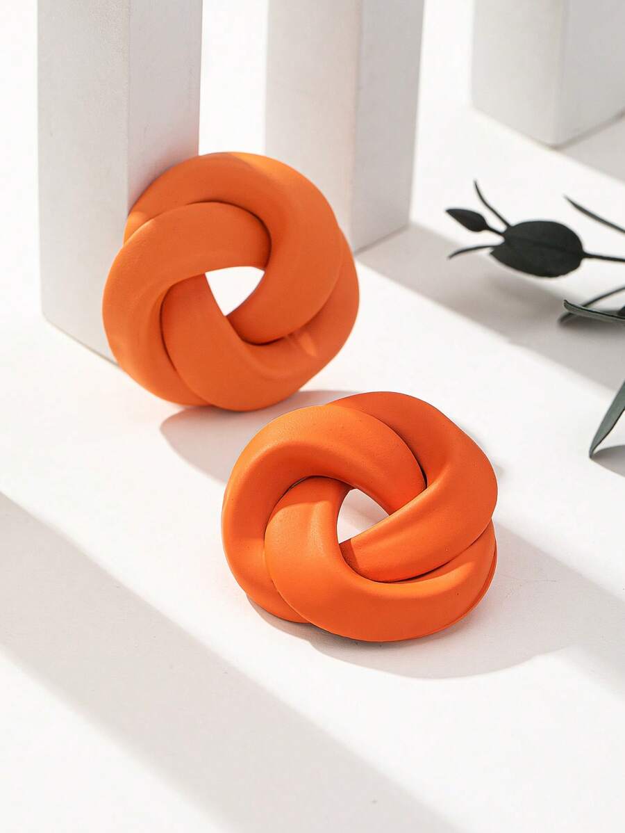 1 par de aretes de tuerca esmaltados con diseño geométrico de torsión de moda