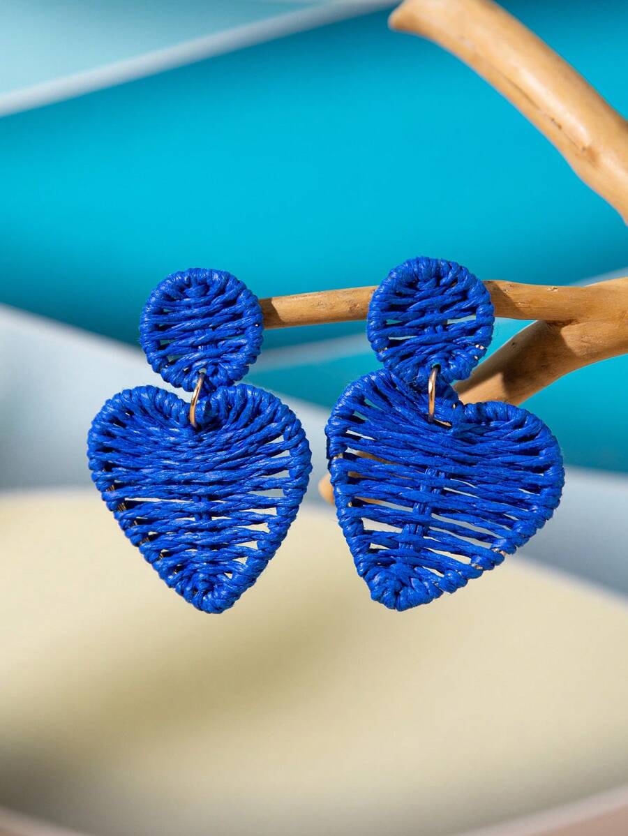 1 par de brincos de rattan com formato de coração geométrico boêmio, azul e vermelho-rosa, joias de praia adequadas para uso diário ou férias