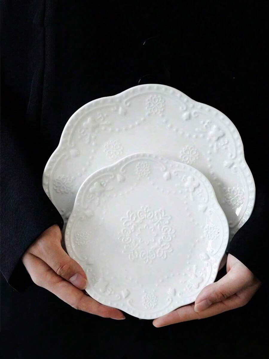 European Luxury Retro Butterfly Embossed Ceramic Dinner Plate, 6inch/8inch Household Plate, High-End Exquisite Cake Plate, Fruit Plate, Dessert Plate, Salad Plate, Housewarming Gift, Elegant Souvenir