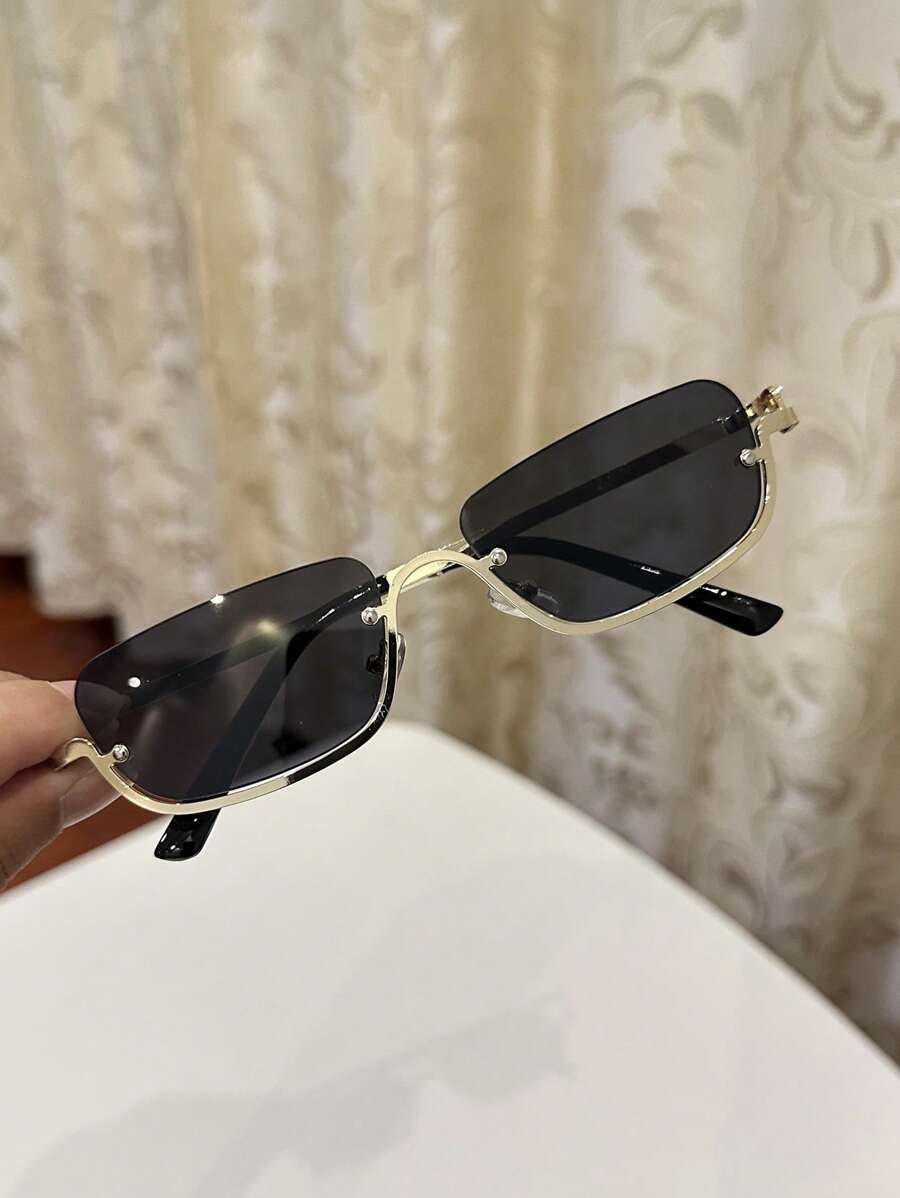 1 pièce Lunettes de mode femme décontractées rétro à demi-monture noires en métal, convient pour les sorties quotidiennes, la décoration de plage d'été