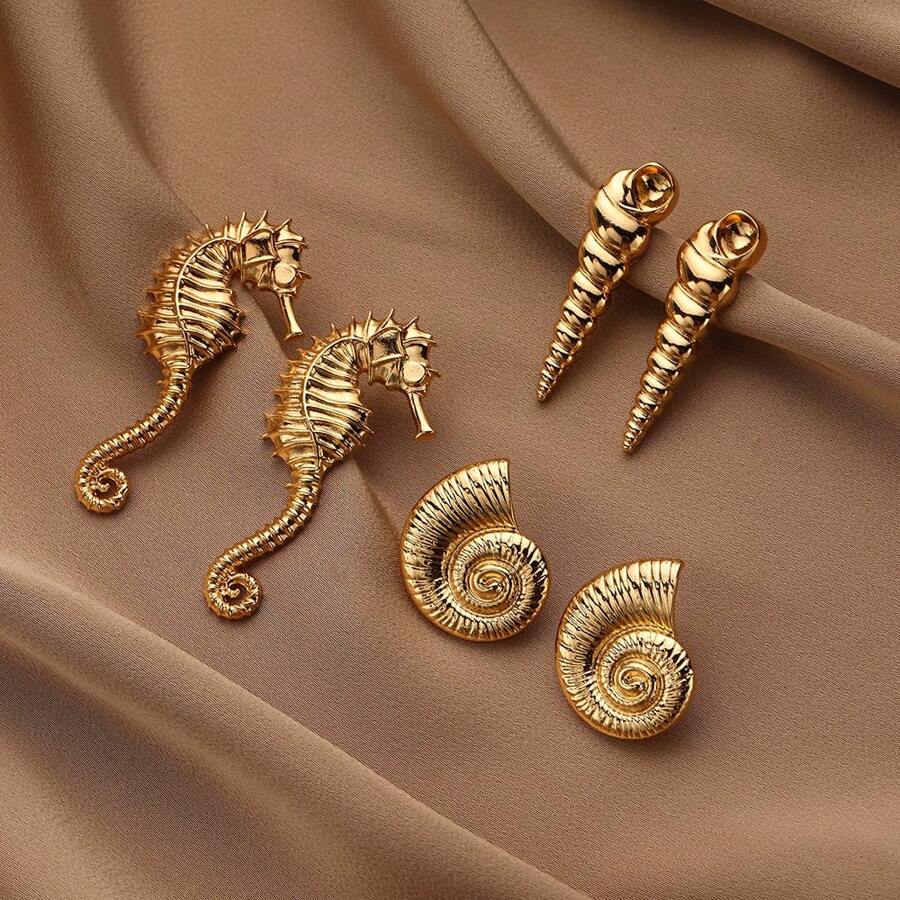 TUANZISP 1 Pair Exaggerated Vintage Gold Sea Element Women Earrings, Bohemian Textured Wave, Seahorse, Shell Stud Earrings, Fashionable Luxurious Asymmetrical Geometric Spiral Earrings Jewelry
