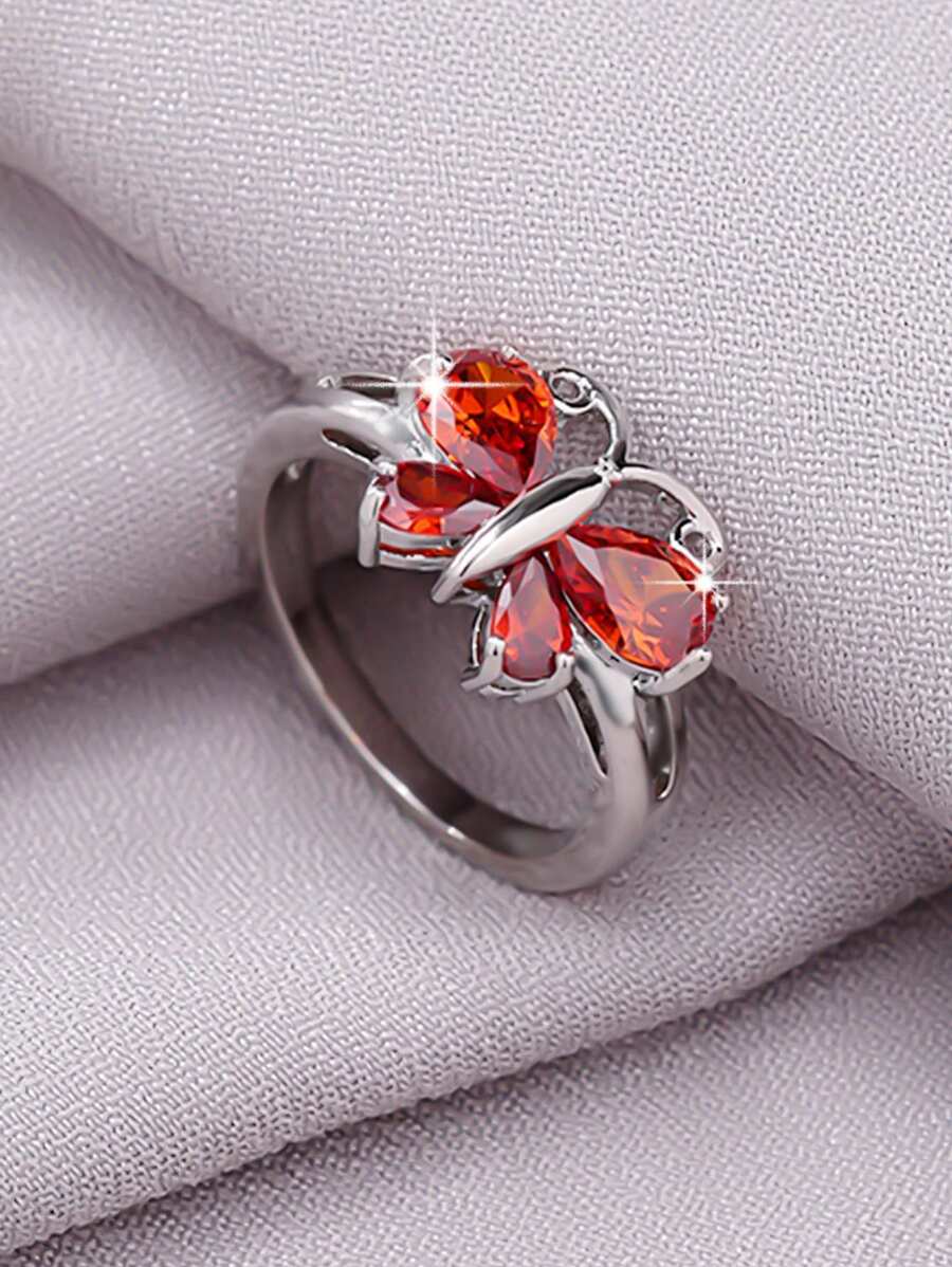 1pc Sparkling Butterfly Ring, Suitable For Women To Wear For Holiday, Travel And Daily Decoration