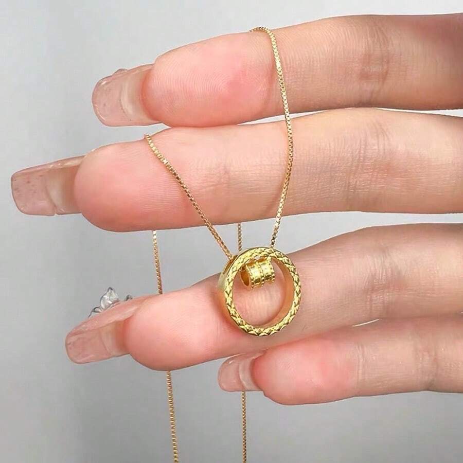 Collar con colgante de disco chapado en oro de 18K con rhinestones, collar minimalista y elegante de acero inoxidable para hombres, decoración personal