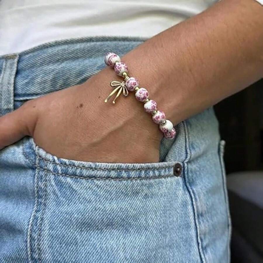 1pc Retro White&Blue Ceramic Bead Bracelet With Bow Pendant, Elastic, Suitable For Women's Daily Wear And Gifts
