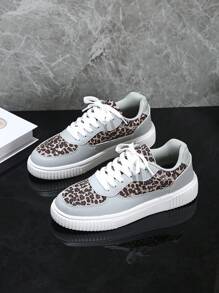 White and Gray Leopard