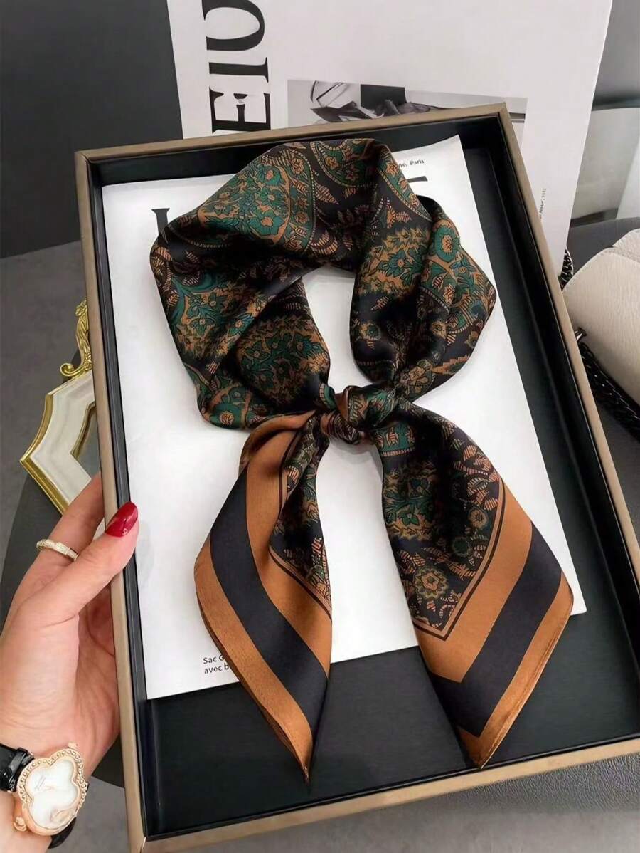 1 pezzo Sciarpa quadrata elegante da donna in finta seta con stampa paisley da 70cm, nuova bandana estiva, fascia per capelli, bandana, accessorio di moda per decorazione, ideale per completare il tuo look