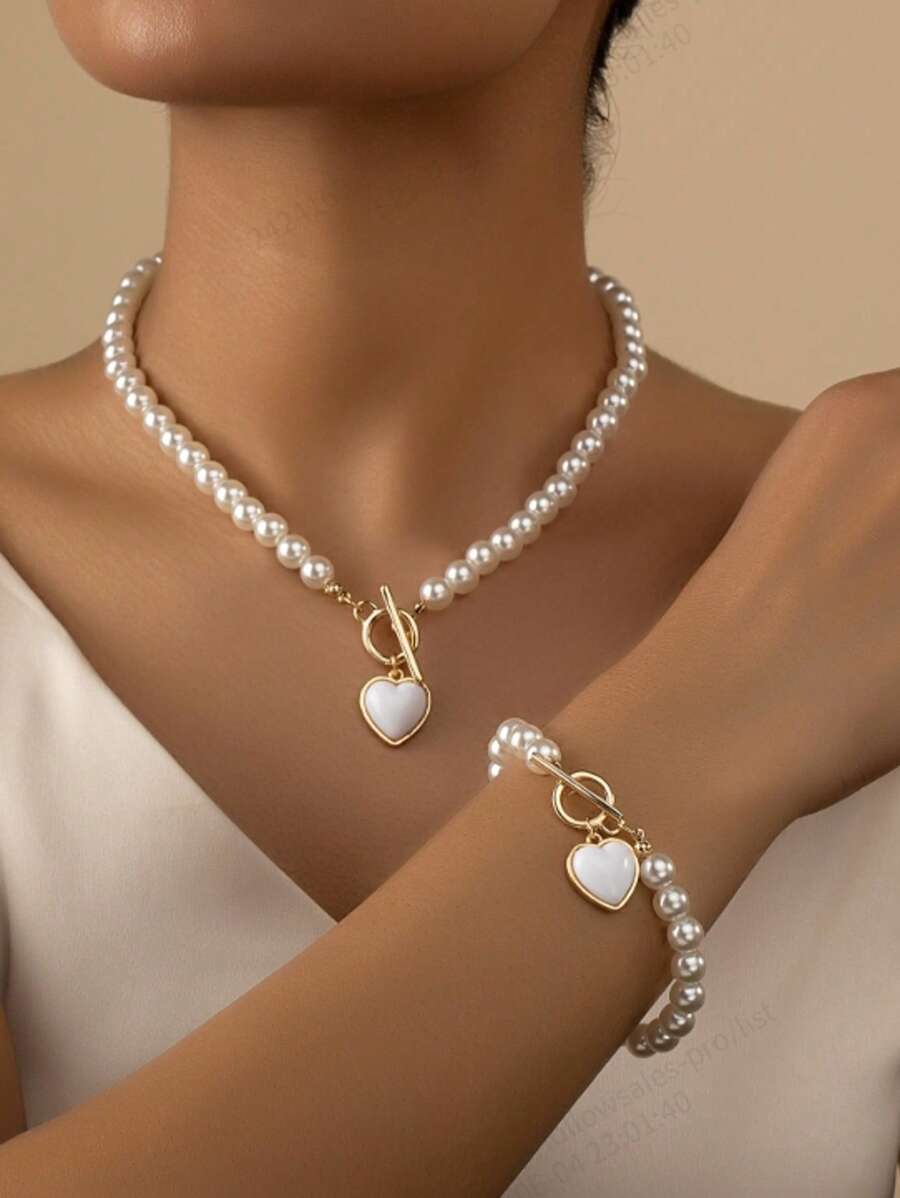 1 set de accesorios de perlas, juego de collar y pulsera con colgante en forma de corazón, elegante para ir al trabajo/citas, que realza el encanto de la mujer