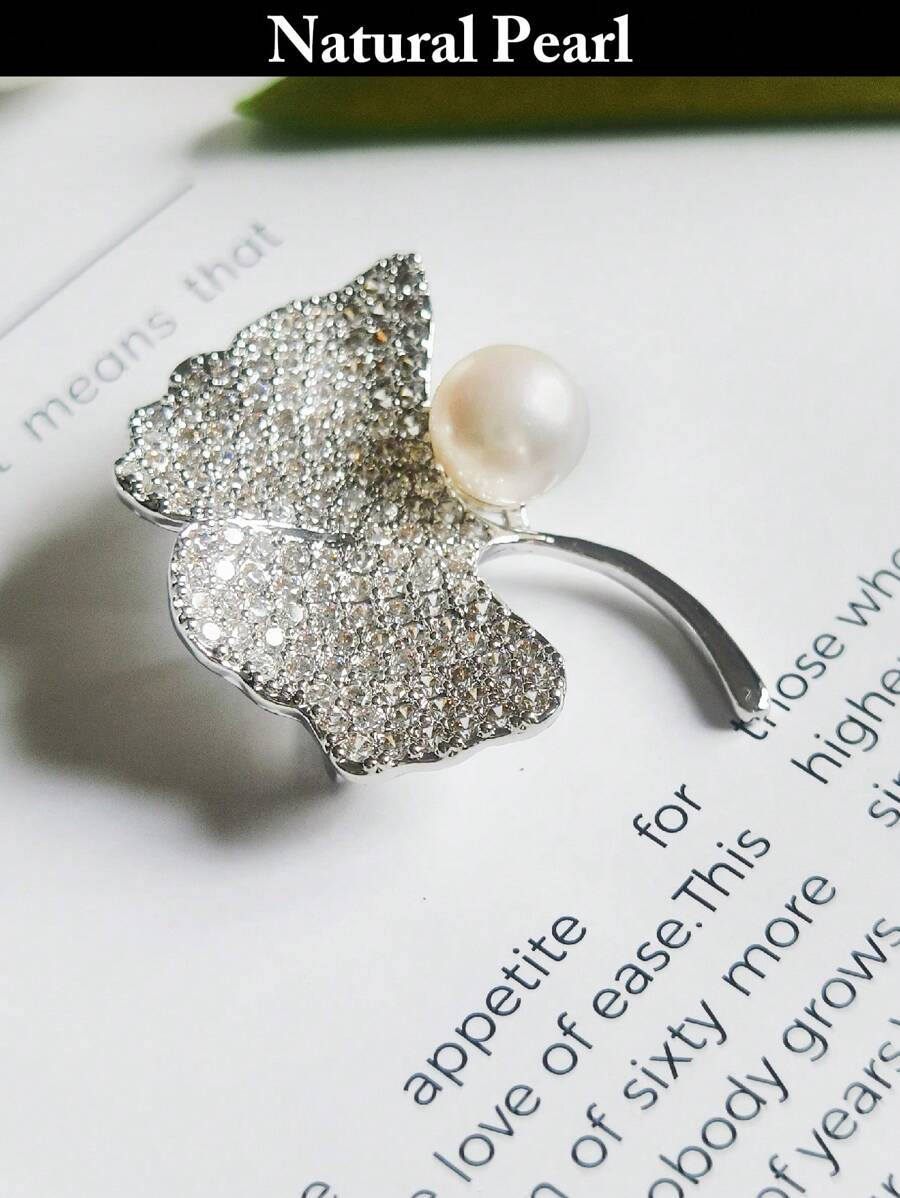 1pc Natural Cultured Pearl Angel Wings Ginkgo Leaf Flower Brooch Pin Scarf Clip, Elegant Women's Western Jewelry Accessory, Beach/Pride/Birthday/Graduation Gift