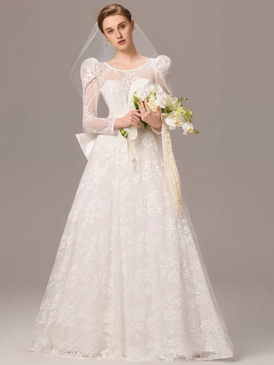 EVER-PRETTY Sexy florales Spitze Rundauschnitt Rücken V Langarm lang Schleppe zarte Brautkleid Hochzeitskleid mit großer Schleife für Outdoor Rasen Hochzeitsfeier