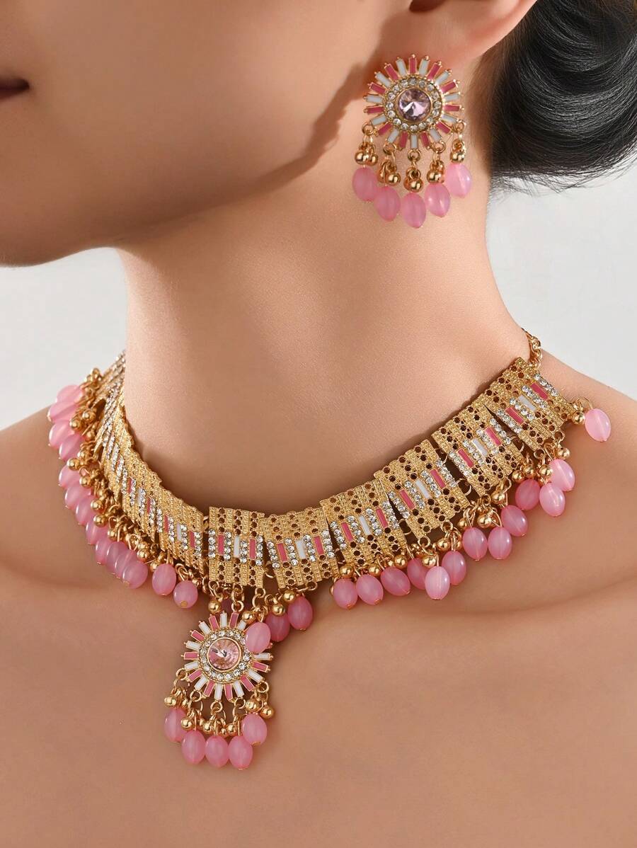 Set de 3 piezas de joyería estilo bohemio con Brillo y Gracia: Collar, pendientes de flor con strass y colgante con cuentas y borlas, y gargantilla; adecuado para bodas, banquetes, fiestas, uso diario y como regalo de joyería de vacaciones para chicas