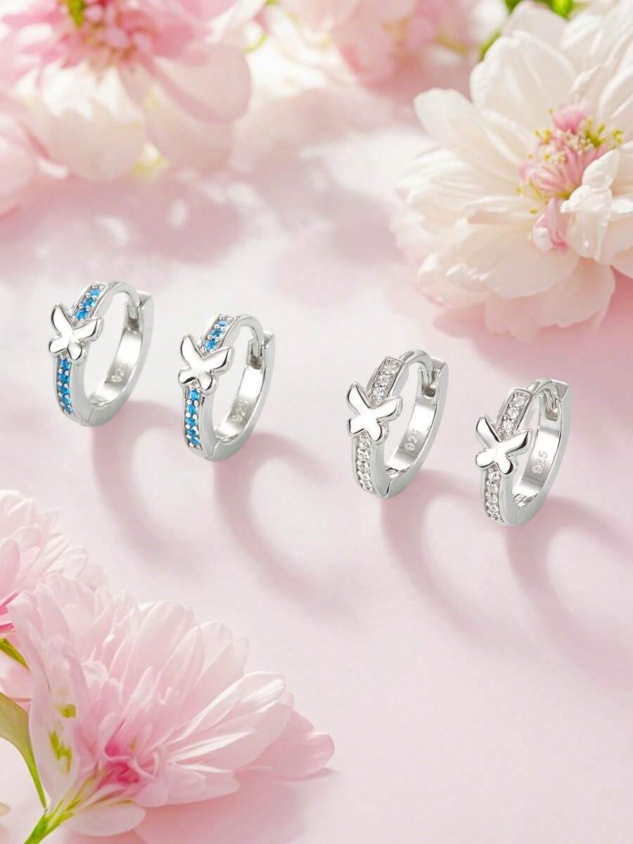 1 Paar 925 Sterling Silber Ohrringe mit Schmetterlingen - verziert mit funkelnden blauen und weißen kubischen Zirkoniasteinen. Elegant, glamourös und niedlich. Perfekt für den täglichen Gebrauch von Jugendlichen oder Veranstaltungen, ideale Geschenke zum Geburtstag oder zu Feiertagen für Mädchen oder Freundinnen