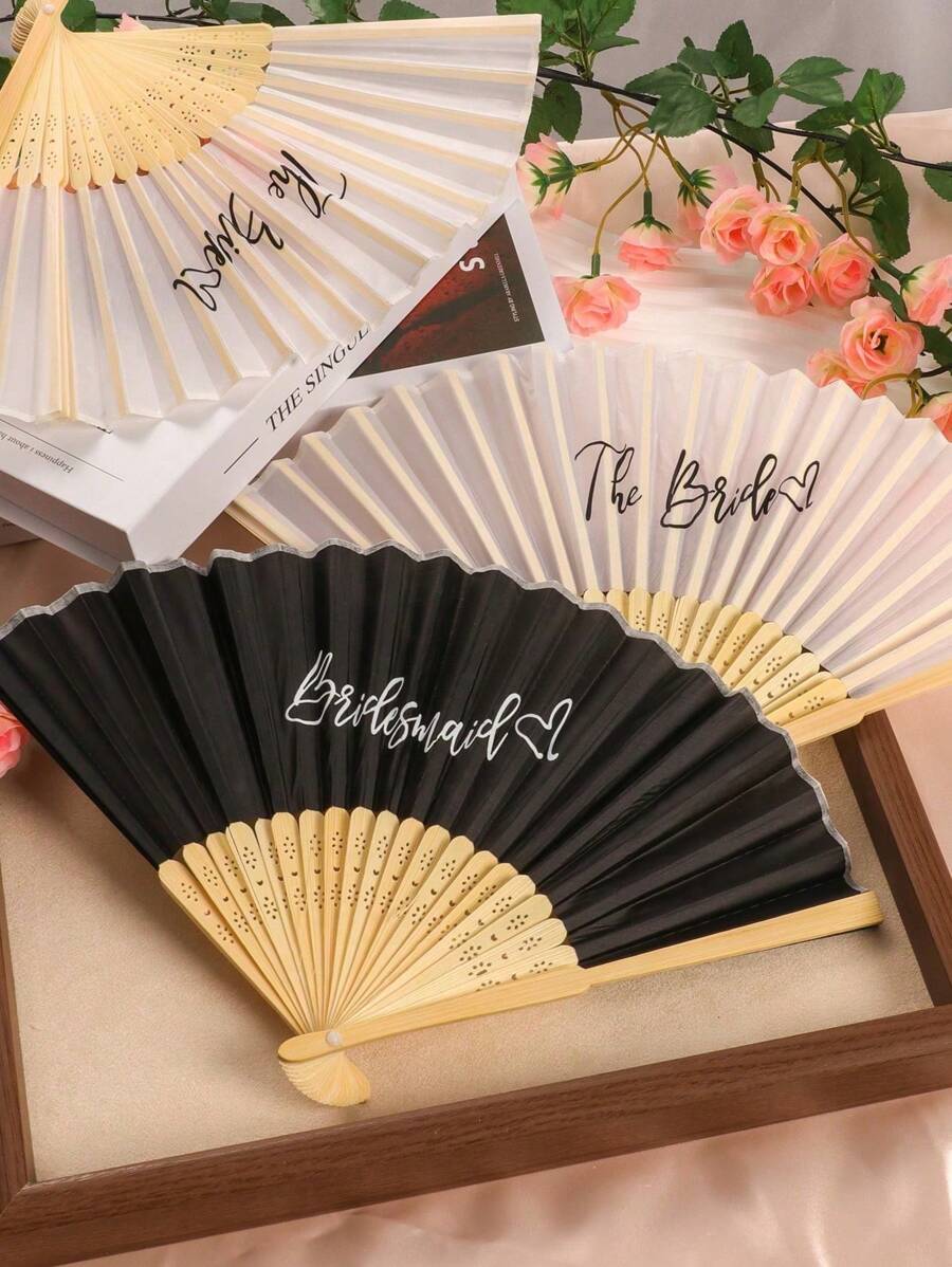 5 Stücke/1 Stück weiße rosa Seiden Faltfächer, "Braut und Brautjungfer" schwarz-weiß bedruckter Fächer, perfektes Accessoire für Junggesellinnenabschied, Hochzeit Bridal-Shower Dekoration, Bambus Handventilator für Braut und Brautjungfer, Hochzeitsgeschenk, Brautpartyzubehör, Fotorequisiten, Geschenk für Brautjungfern, ideal für Party und Veranstaltungen, großartiger Frühlings- und Sommer-Accessoire