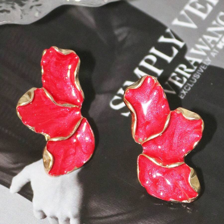 1 Pair Fashionable Versatile Cute Fresh Dignified Elegant High-End Oil Drop Clover Petal Earrings, Suitable For Women For Dating, Holiday, Party, And Daily Wear