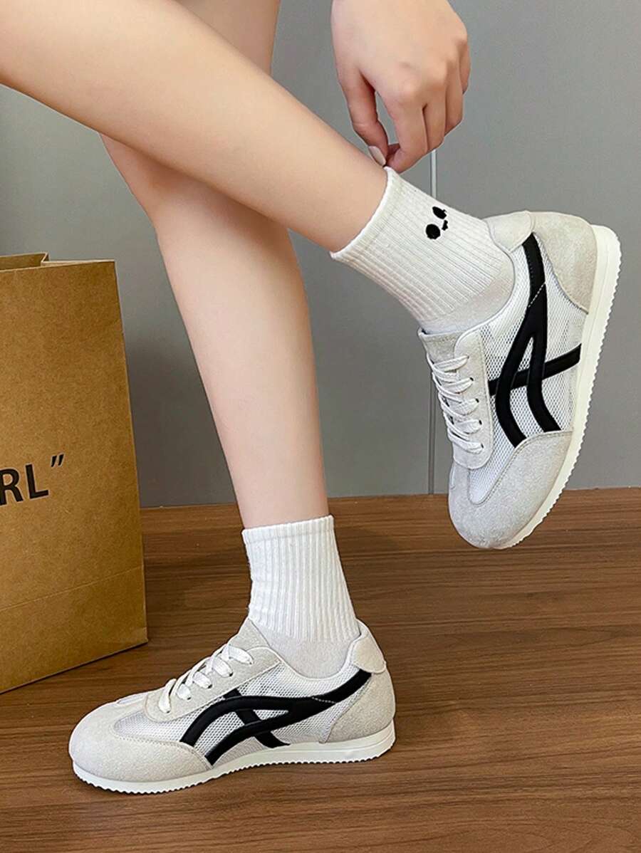 Solid Color Preppy Outdoor/Casual Athletic Shoes, Mesh Breathable Fashion Versatile , Lightweight Sneakers For Running, Gym Workout For Women
