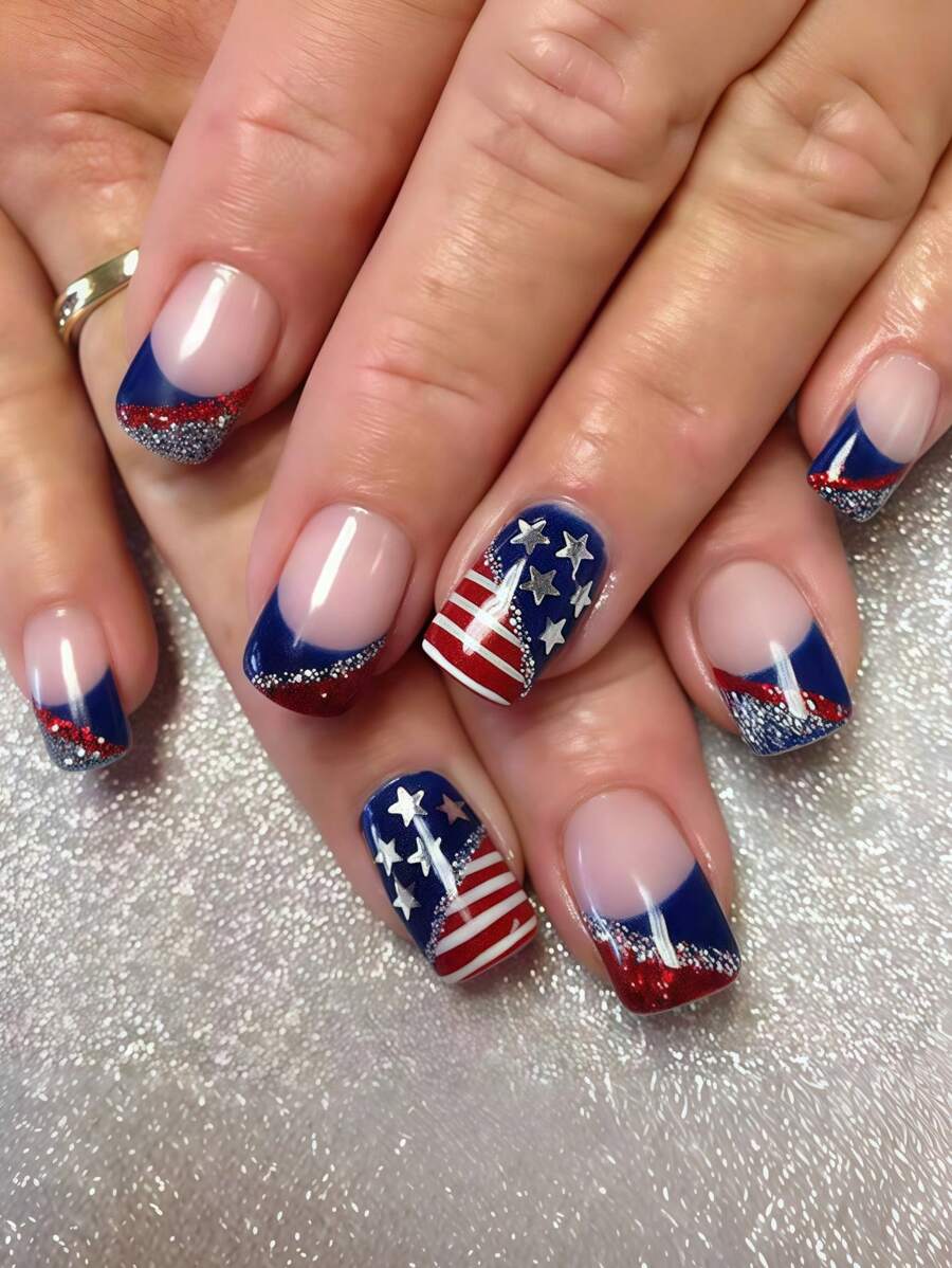 24Pcs 1-Box Short Glossy Red & Blue Glitter Stripes American Flag Nail Art, Patriotic 4th Of July Wearable, Perfect For Independence Day Parties, Essential For American Beauty Enthusiasts (2025 New Arrival)!