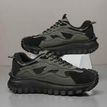 Black and Green Outdoor Leisure Non-slip Wear-resistant