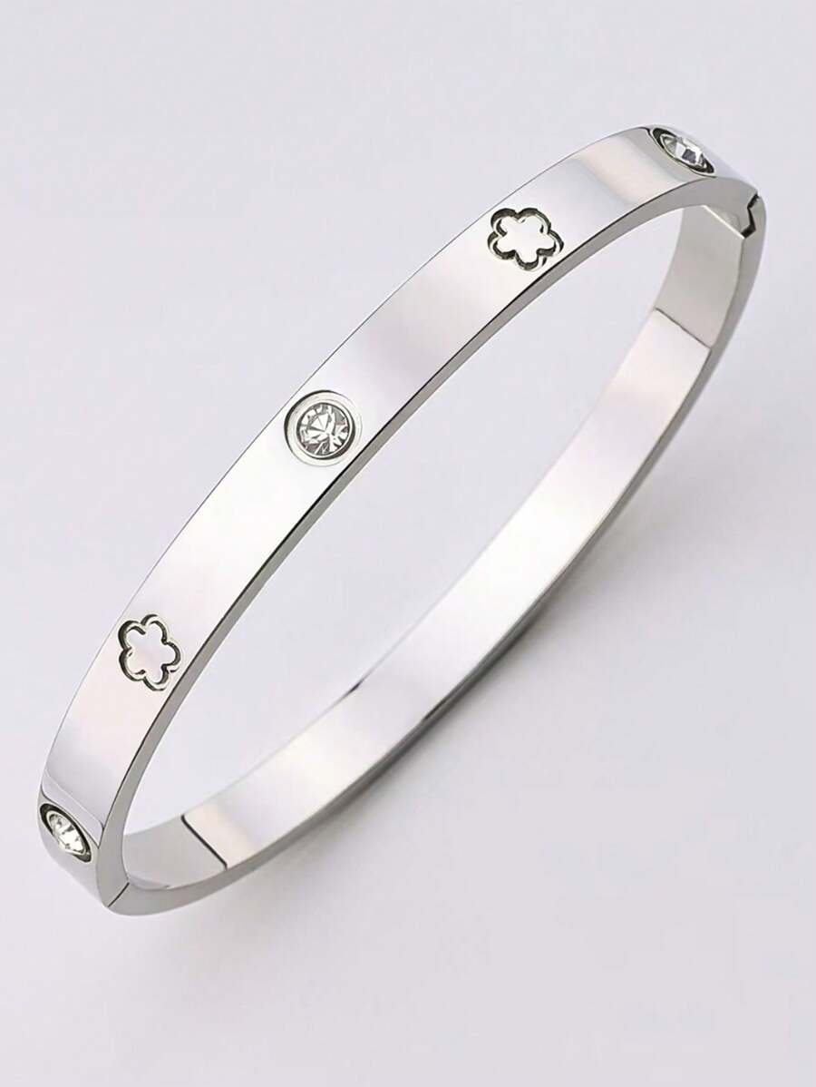 Brazalete personalizado de acero inoxidable estilo retro, adecuado para que las mujeres lo usen en todas las temporadas